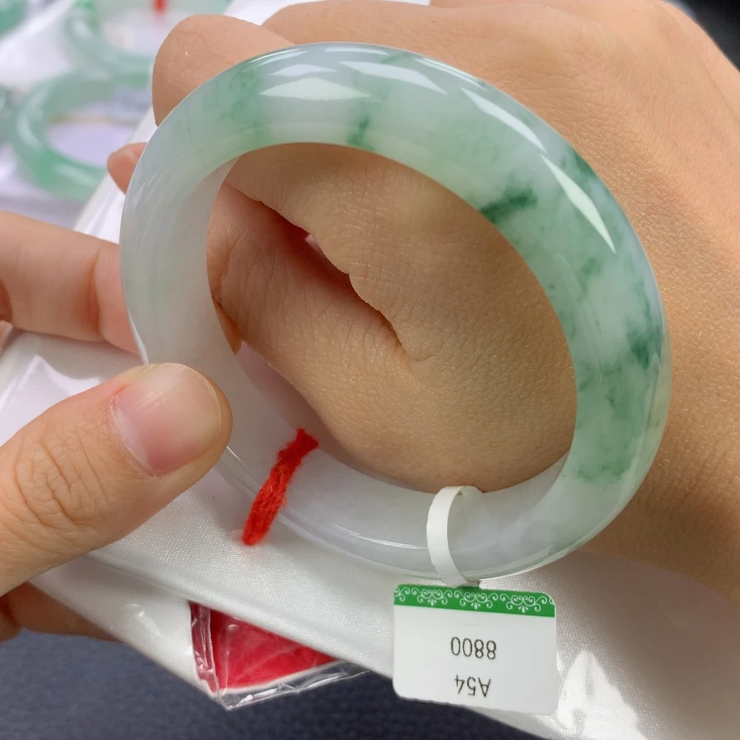 翡翠手镯未镶嵌54.3正