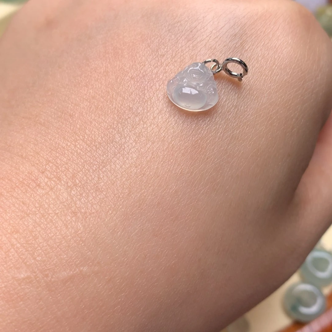 翡翠银S925镶嵌颈饰翡翠佛公