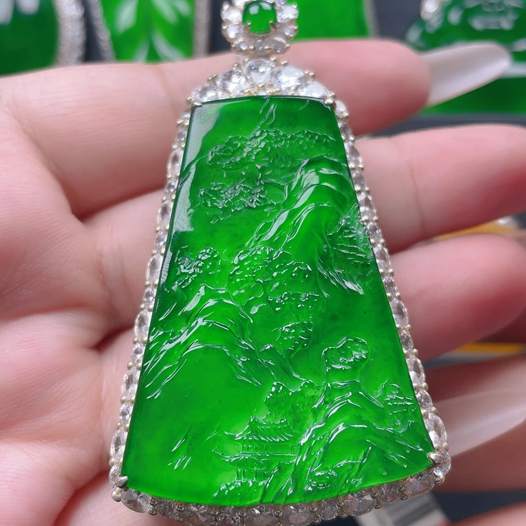 颈饰银S925镶嵌翡翠大山水