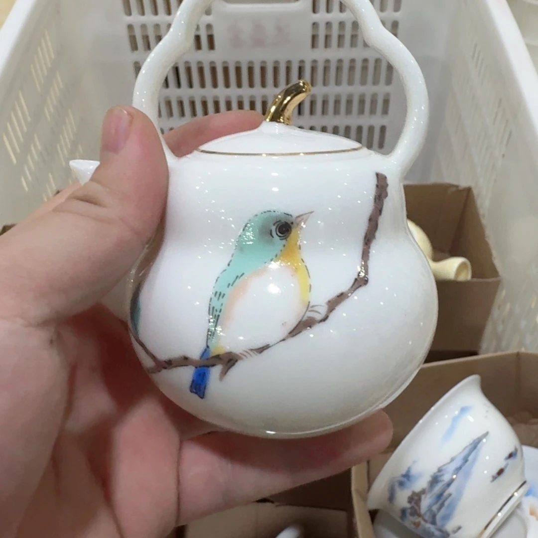 壶你好漂亮 56892556322