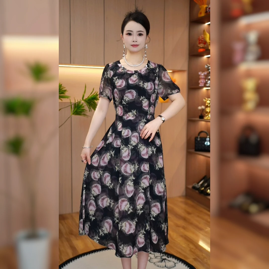 2025春夏季新款短袖时尚妈妈装时尚洋气显瘦连衣裙