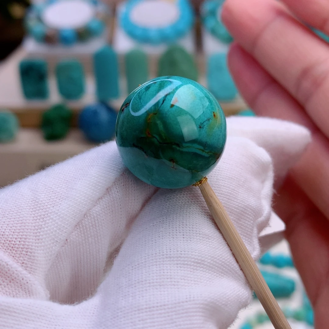 绿松石未镶嵌挂件