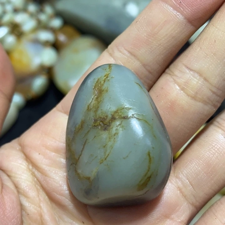 颈饰未镶嵌和田玉（糖玉）45