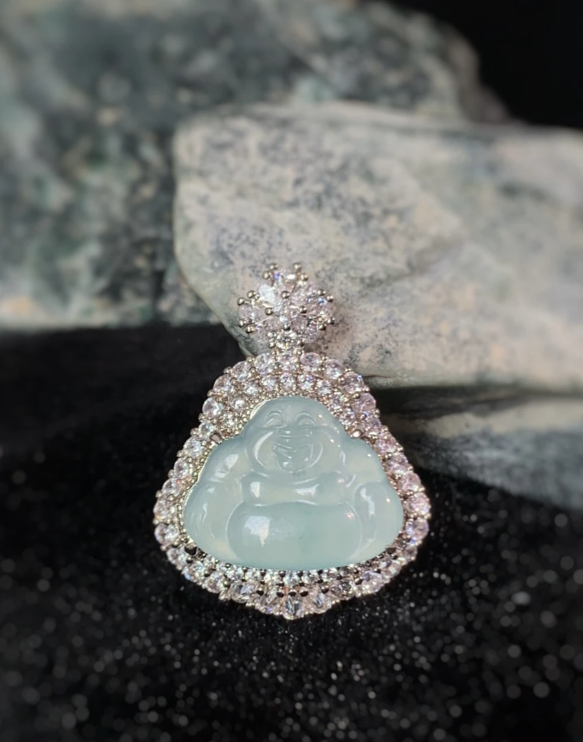 天然A货高冰佛公翡翠吊坠