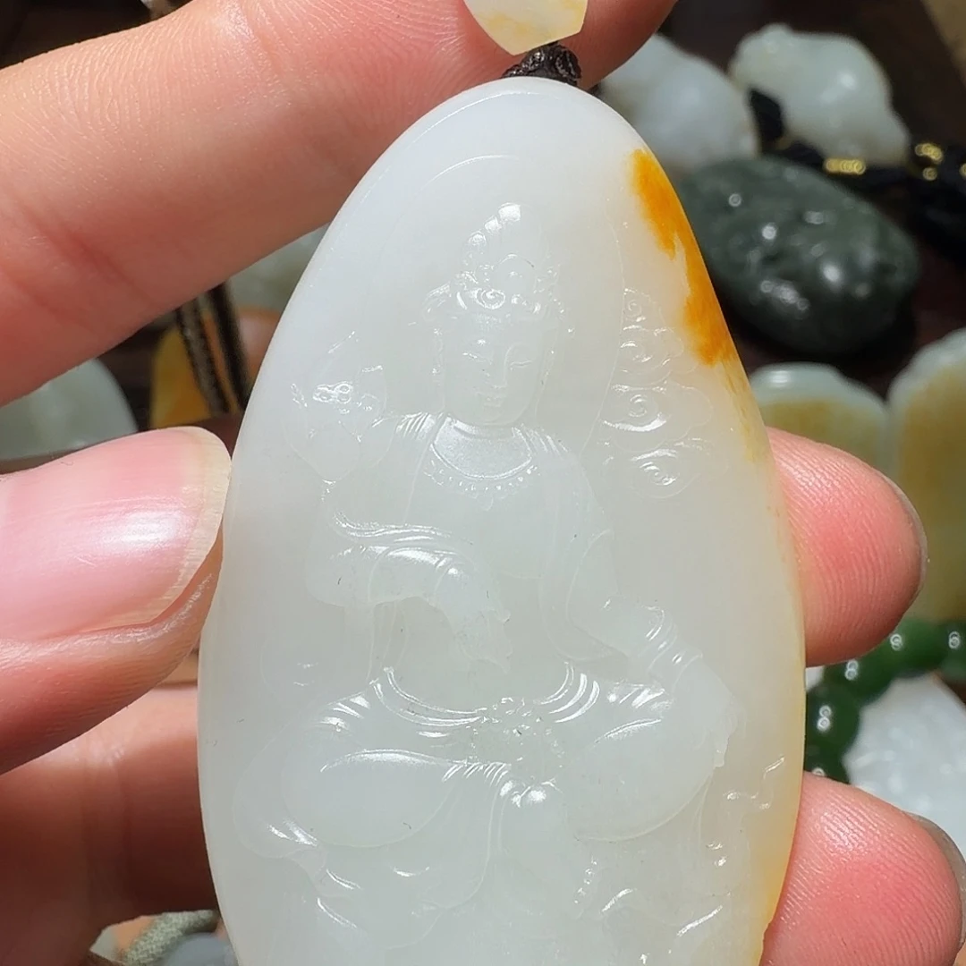 和田玉未镶嵌颈饰