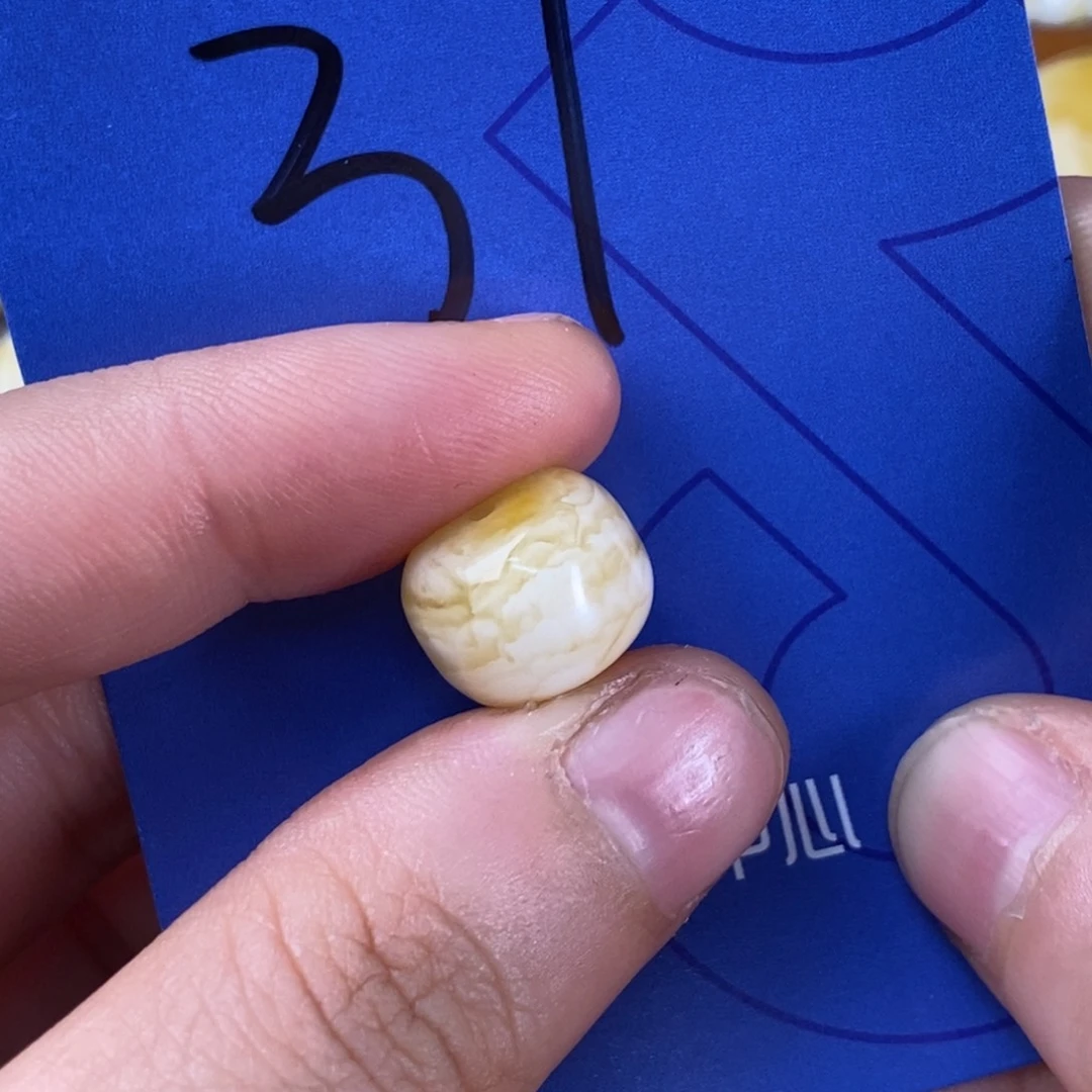 蜜蜡裸石未镶嵌A****.蜜蜡