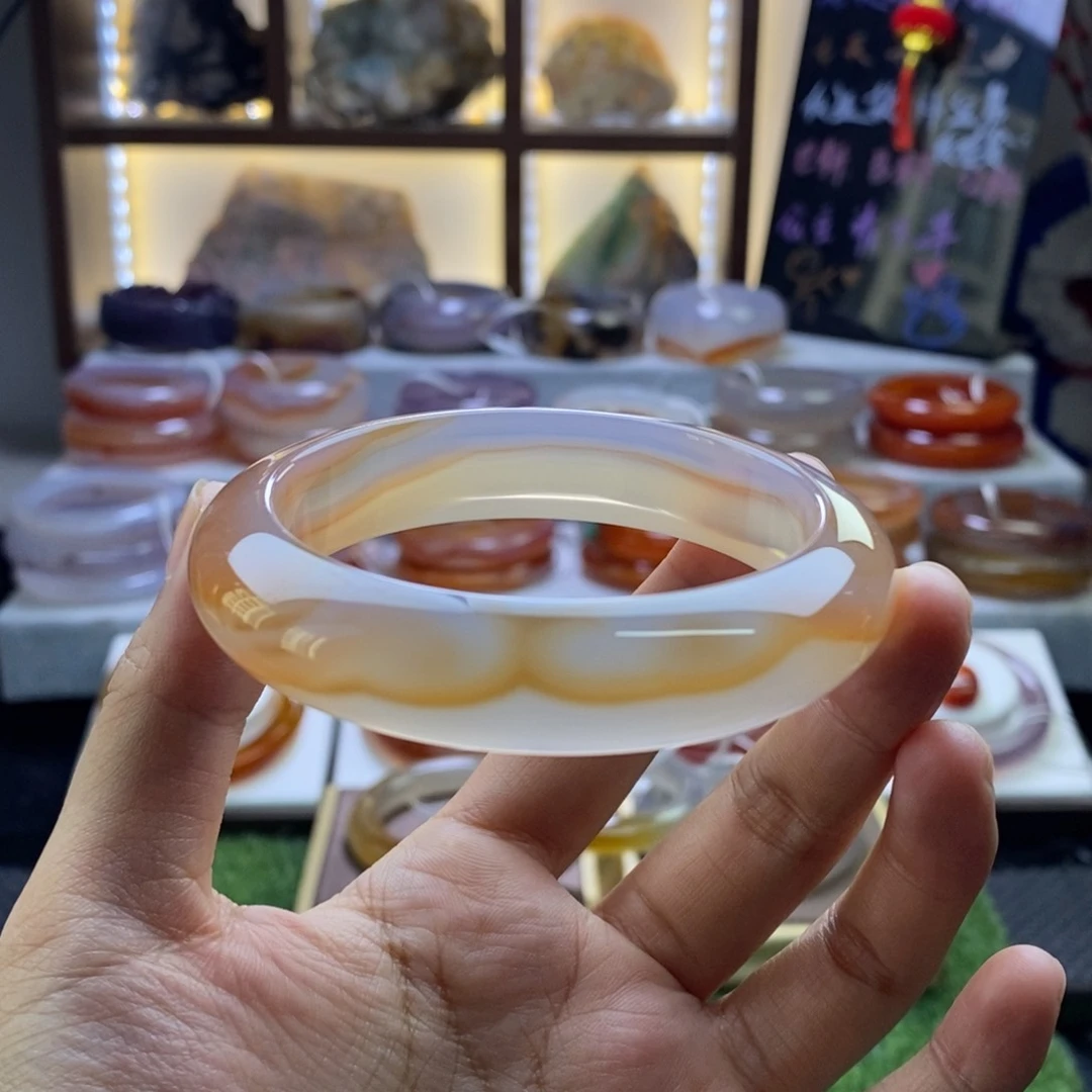 手镯玛瑙/玉髓未镶嵌