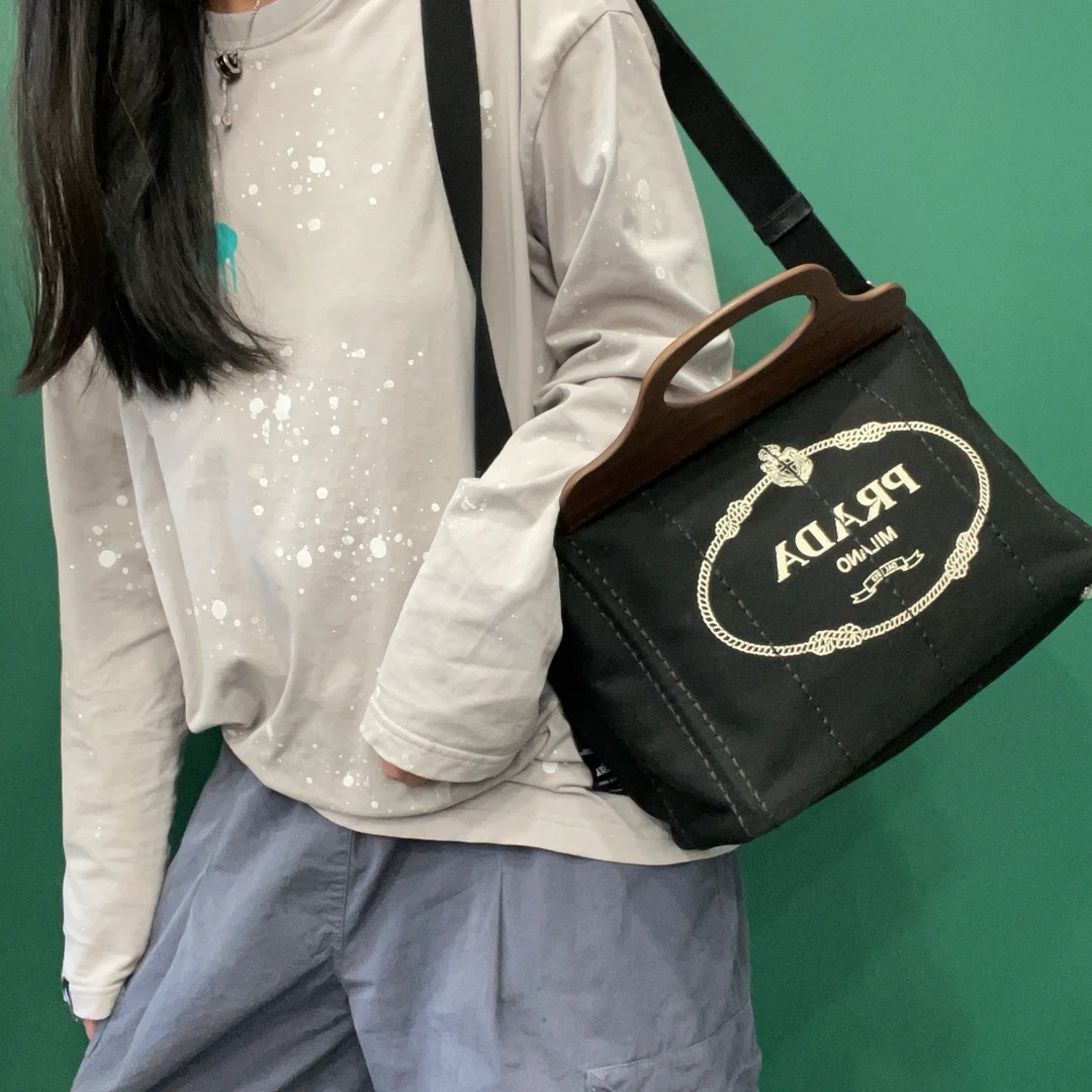 95新 Prada/普拉达 【KK】 47BJ09 乌木手柄帆布单肩包