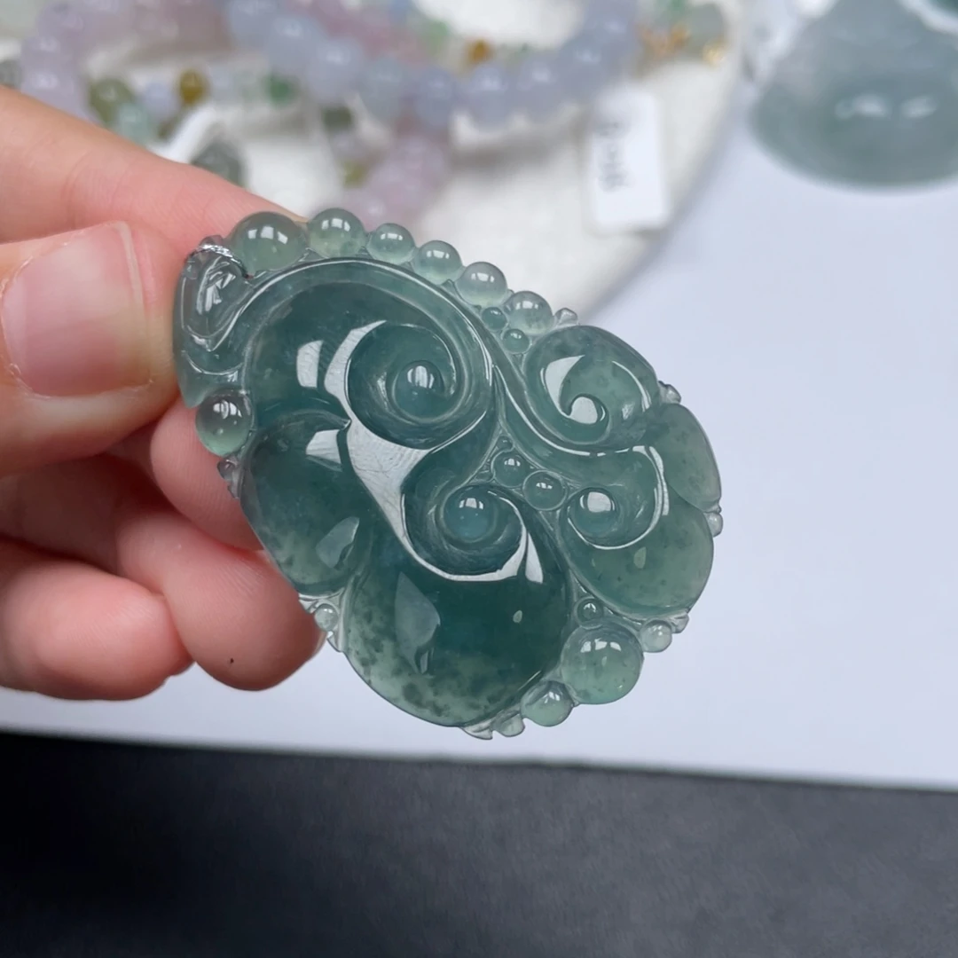 翡翠未镶嵌颈饰天然A货翡翠