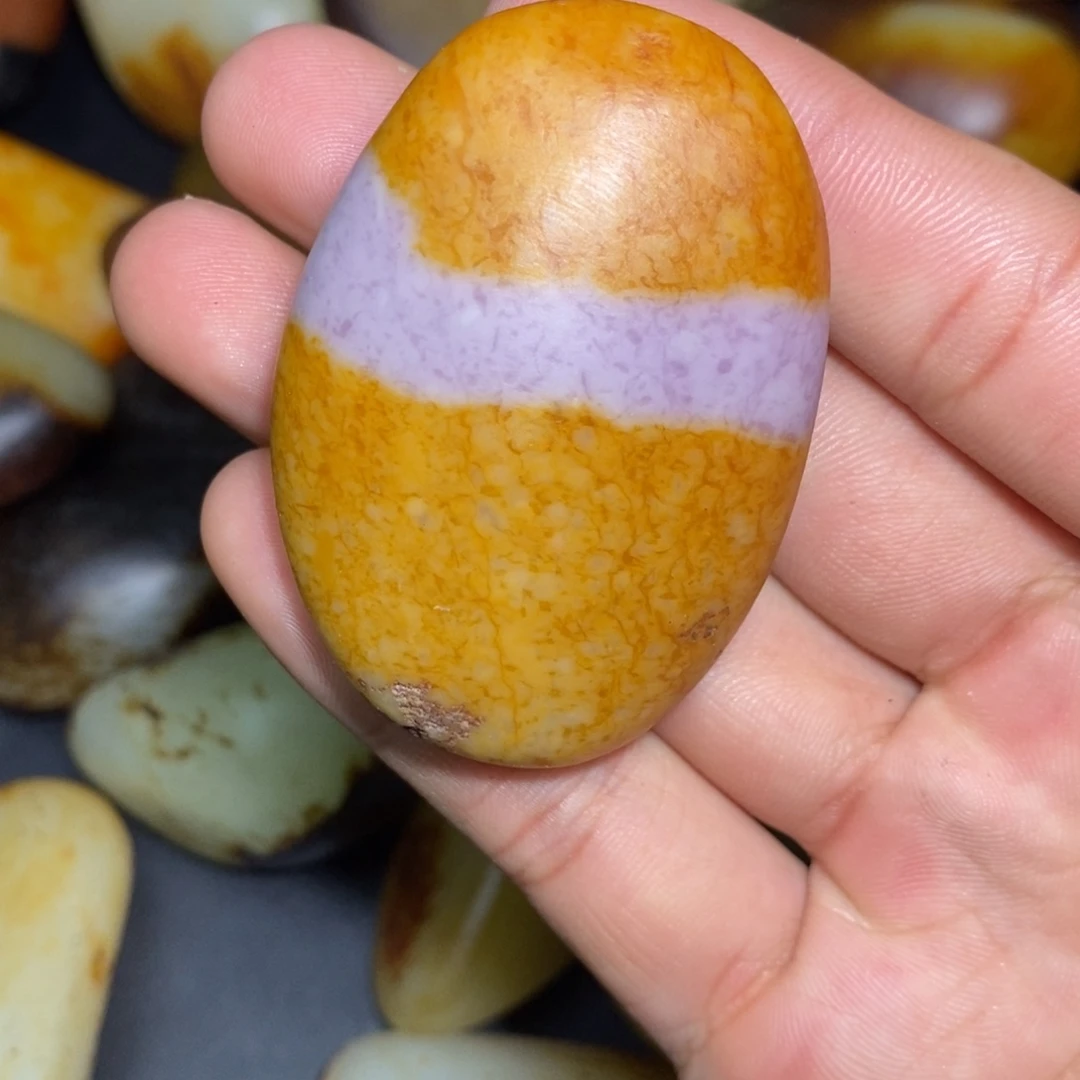 和田玉未镶嵌珠宝奇石