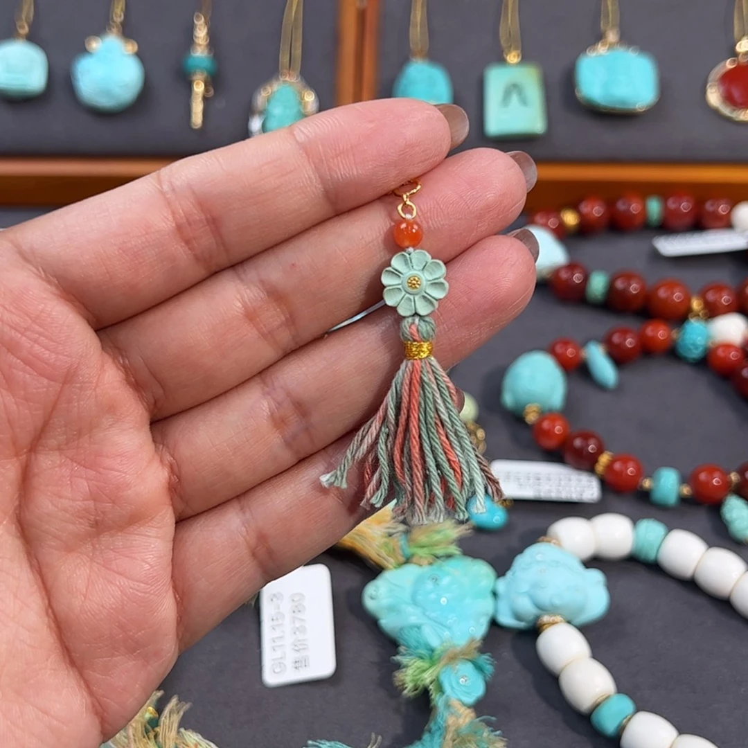 【闪购商品】18K金镶嵌绿松石小雏菊滴流