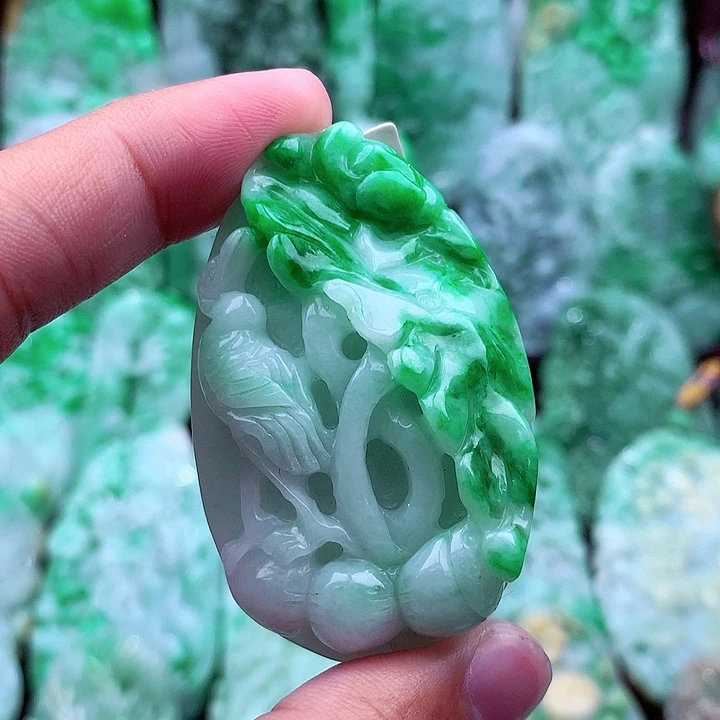 翡翠吊坠(不含链)未镶嵌