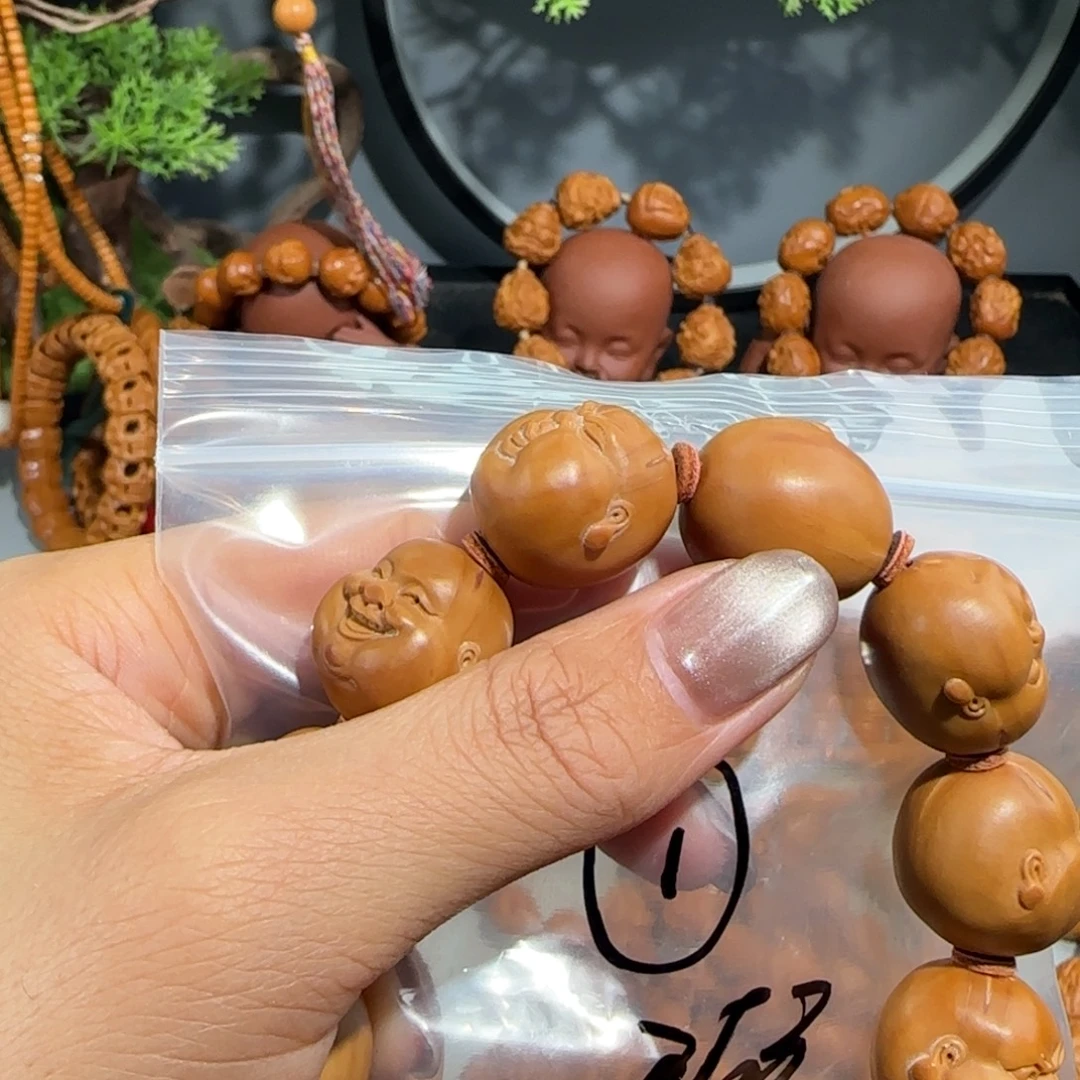 青***城橄榄核手串/手链福利待遇