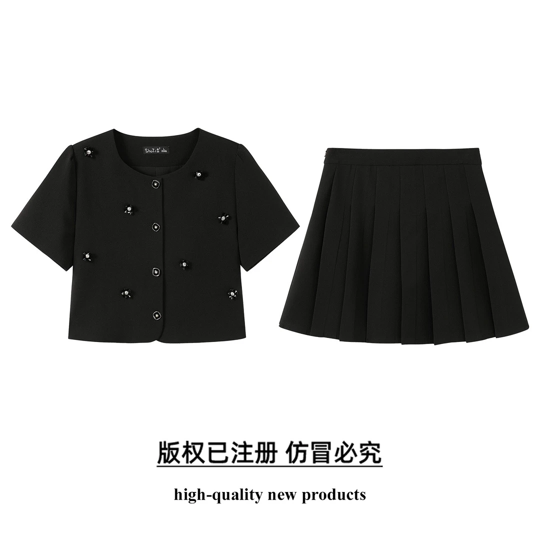 奢姿大码女装2025夏季减龄立体花朵时尚两件套胖妹妹百褶通勤套装