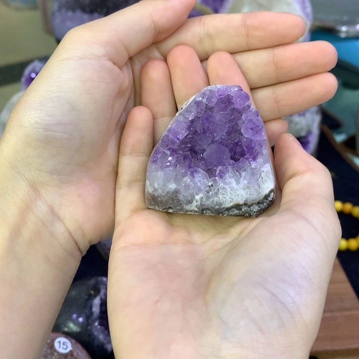 未镶嵌大型摆件（非配饰）水晶