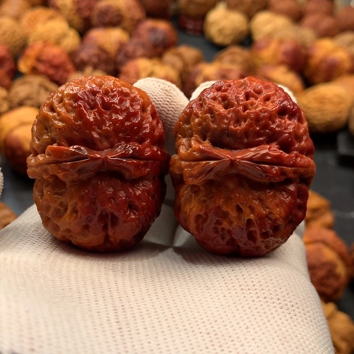 吊坠文玩核桃8……….