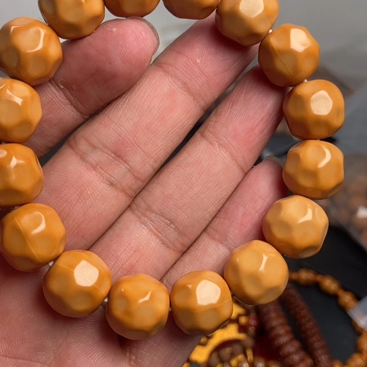 猴头核桃吊坠我的