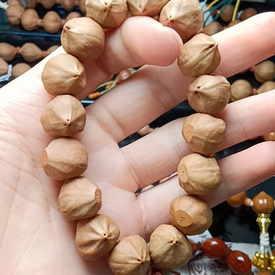 橄榄核手串/手链橄榄核手串三花铁核异形1.4