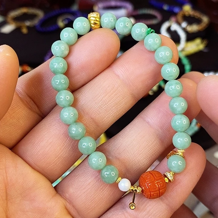 翡翠项圈未镶嵌吊坠