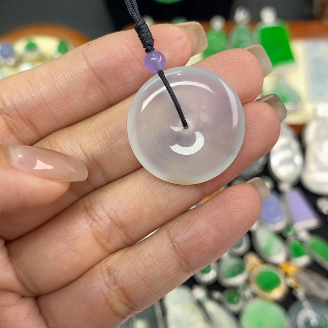 翡翠未镶嵌颈饰A货翡翠