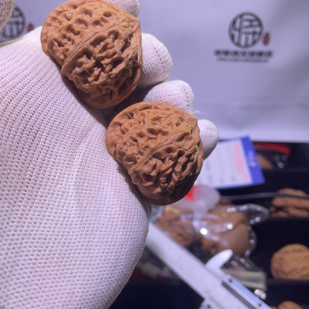 文玩核桃把件670 宫灯