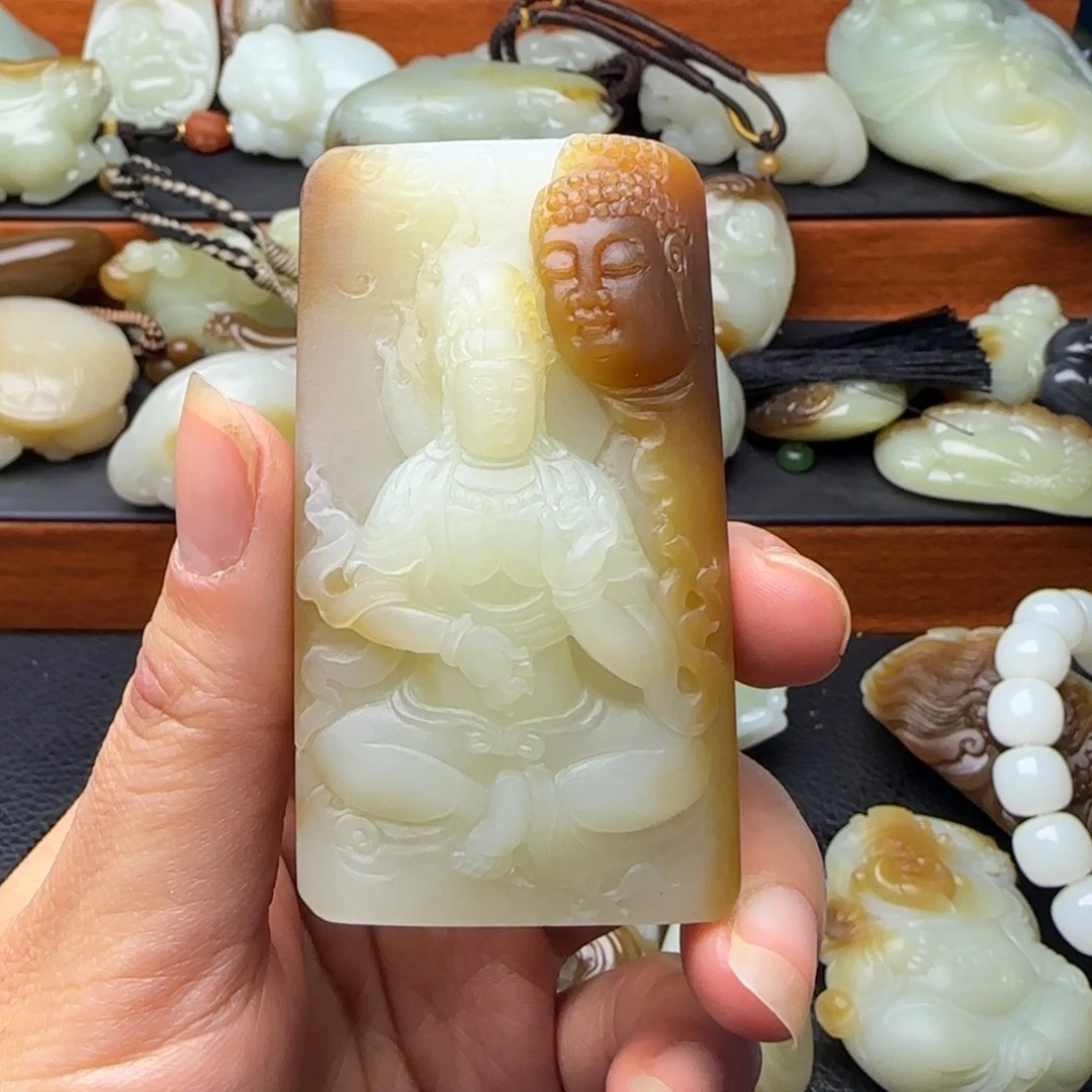 佛***缘定制和田玉新疆且末料