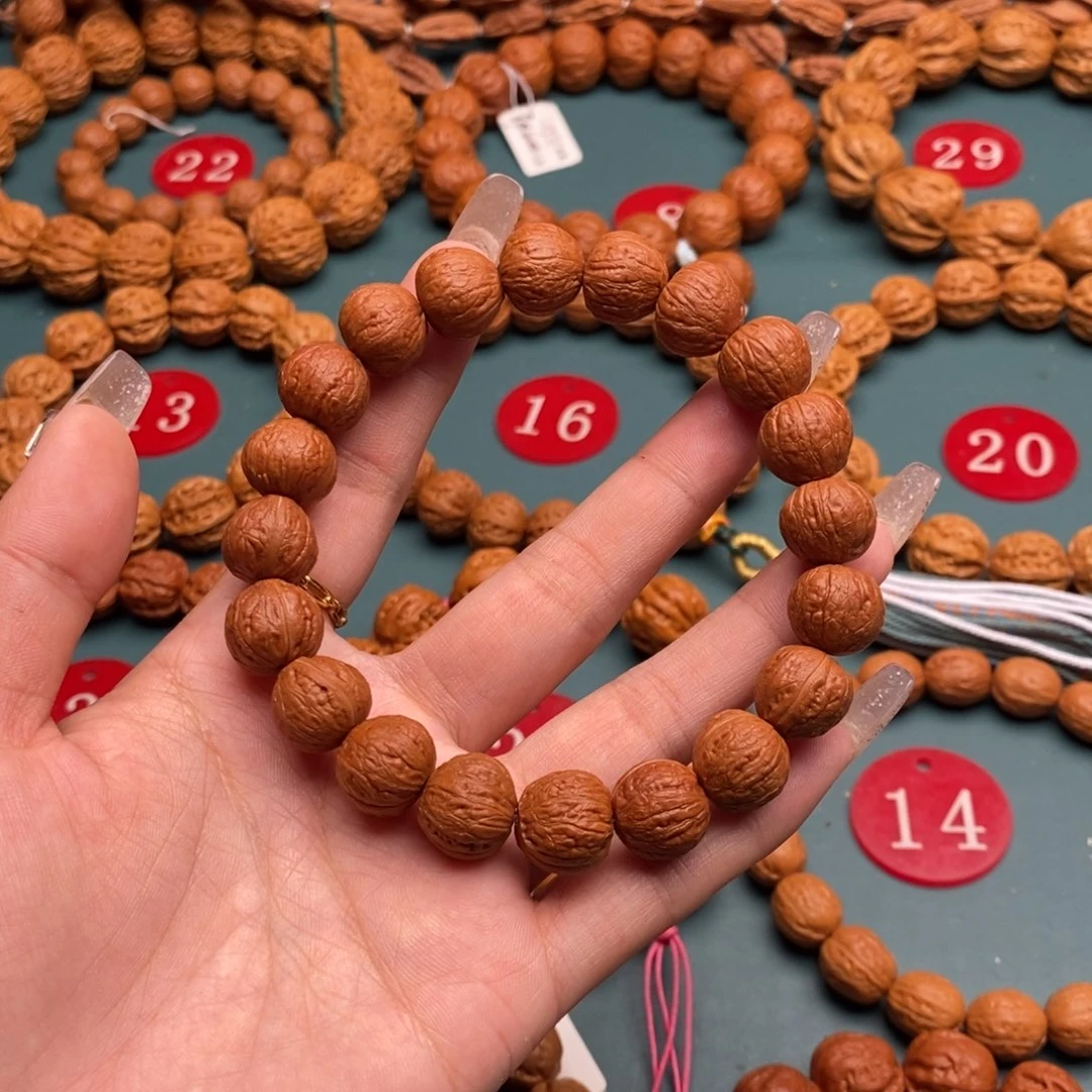 文玩核桃手串小金豆