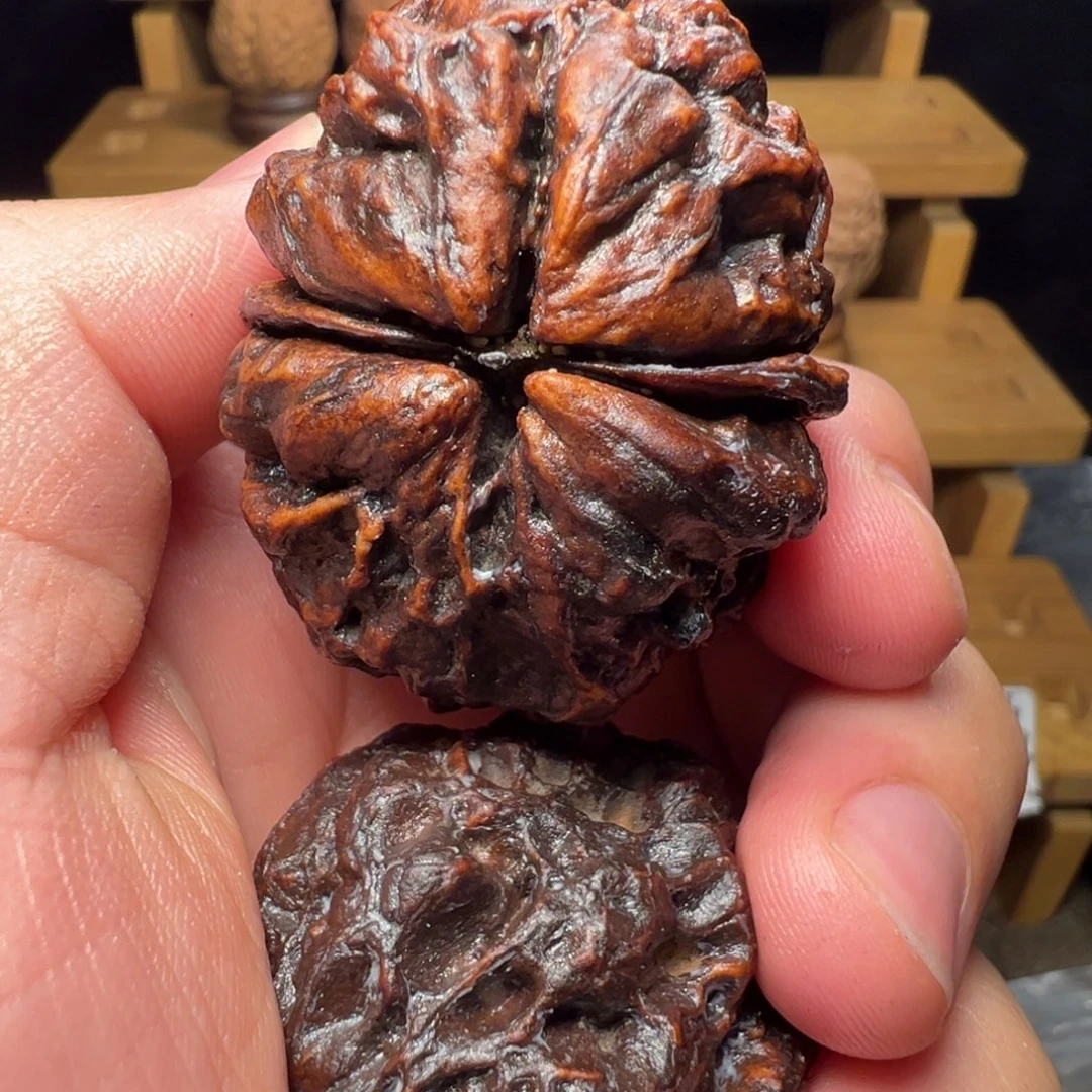 文玩核桃吊坠包罗万象45mm
