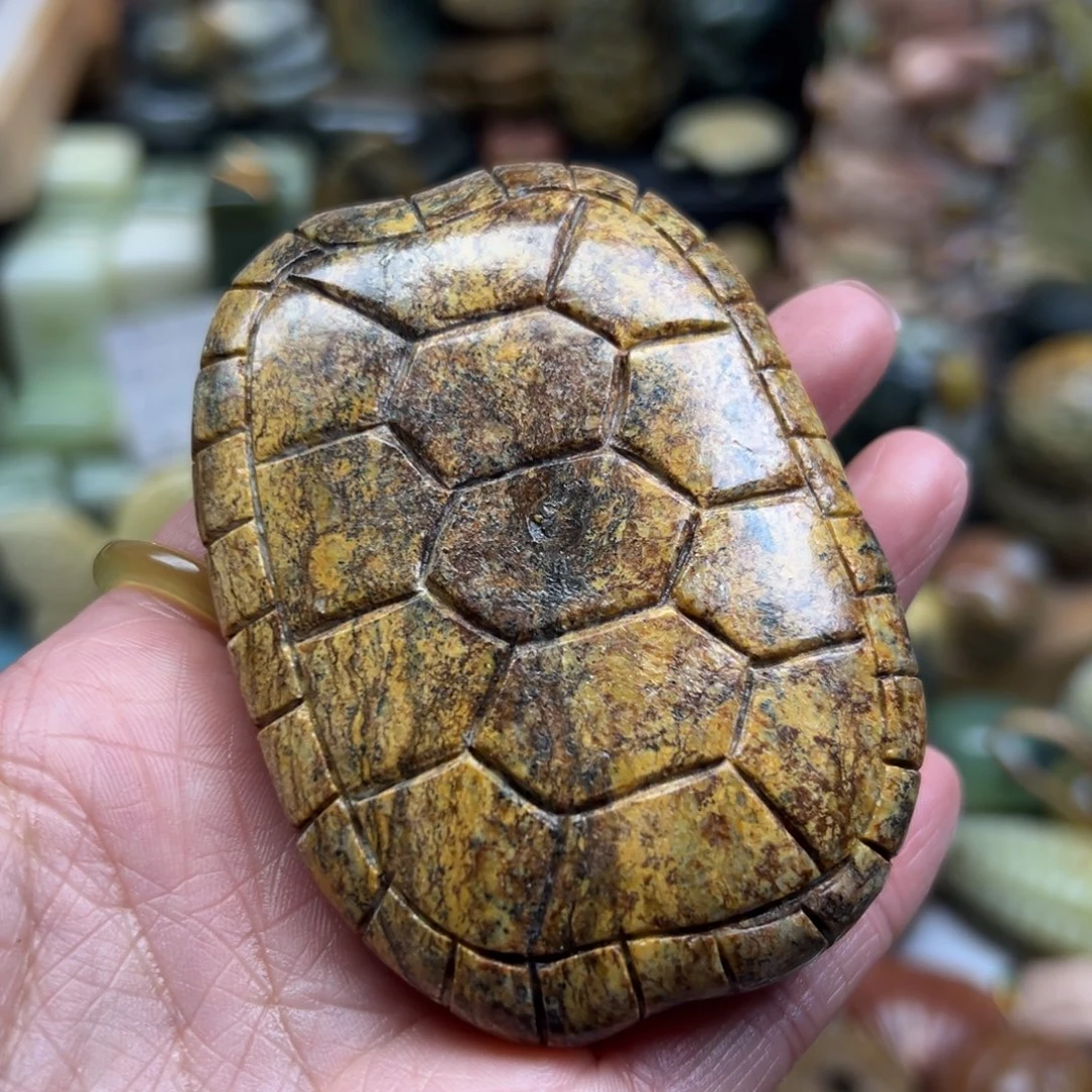 岫岩河磨玉（透闪石质玉）未镶嵌颈饰河磨玉富甲手玩