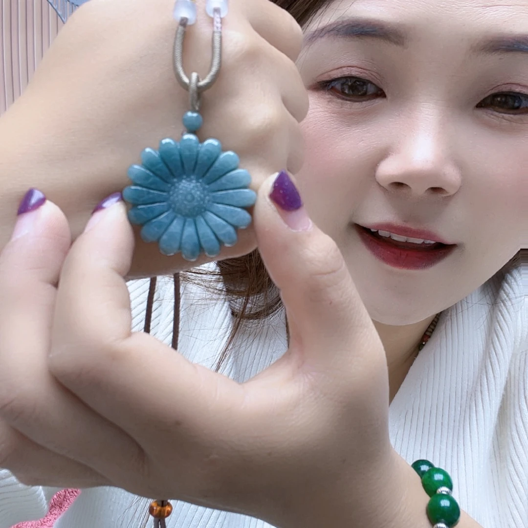 翡翠未镶嵌颈饰项链