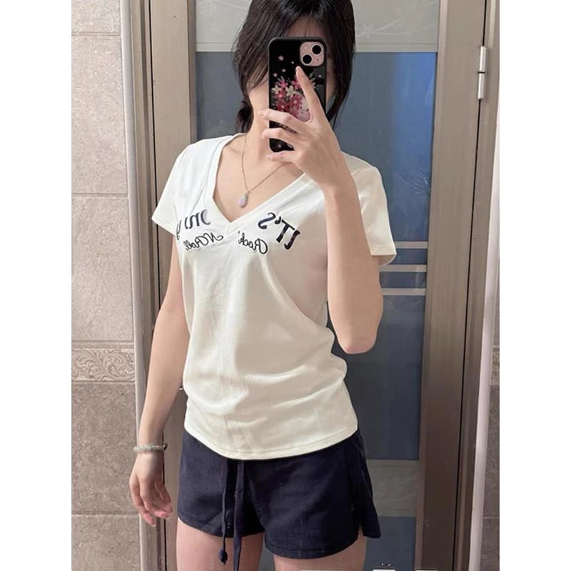美式复古正肩白色v领短袖修身短款t恤女夏季宽松显瘦收腰甜辣上衣