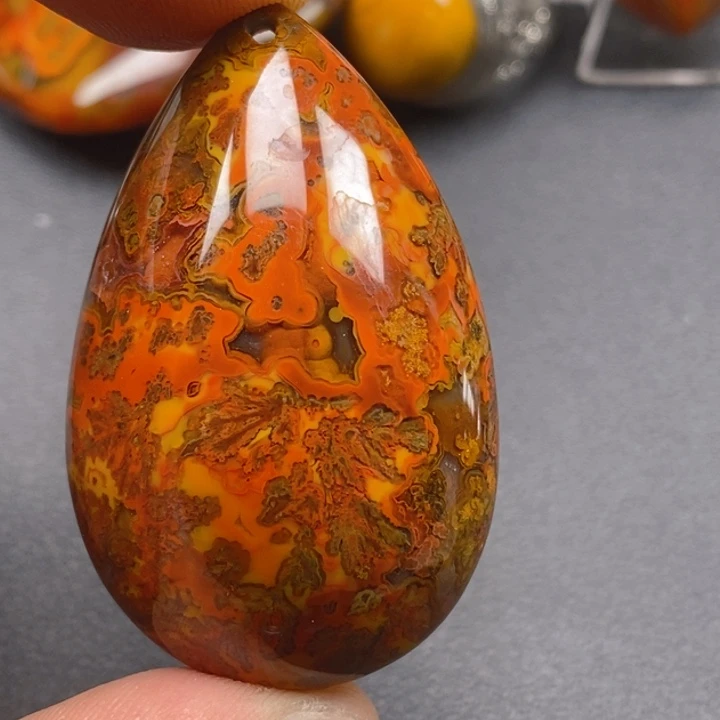 玛瑙/玉髓颈饰未镶嵌阿*