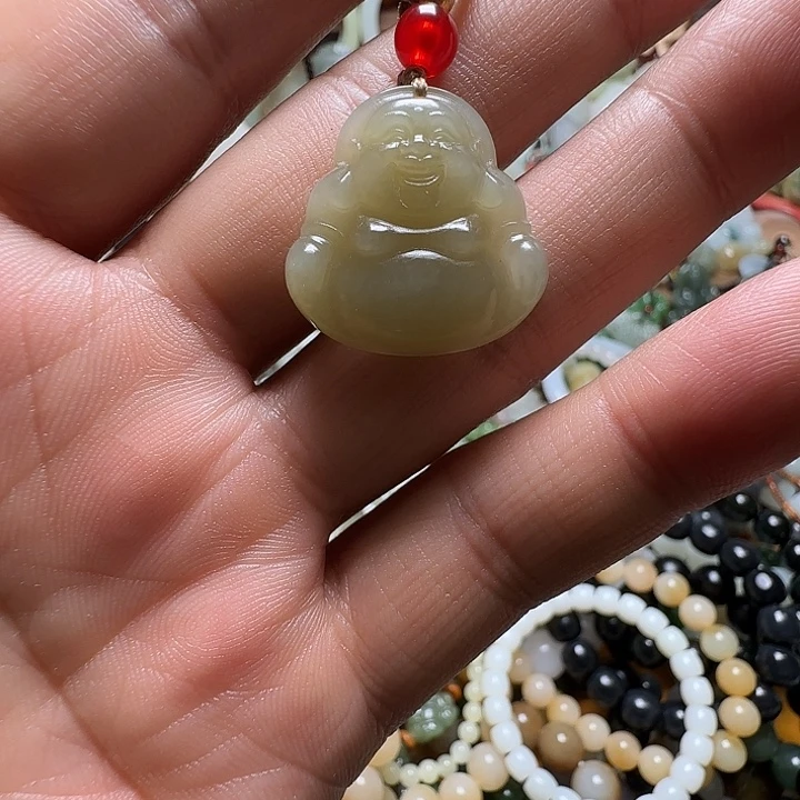 和田玉（黄玉）未镶嵌颈饰