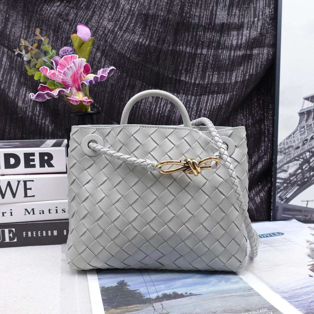 95新 BOTTEGA VENETA/葆蝶家 单肩包/T20313063