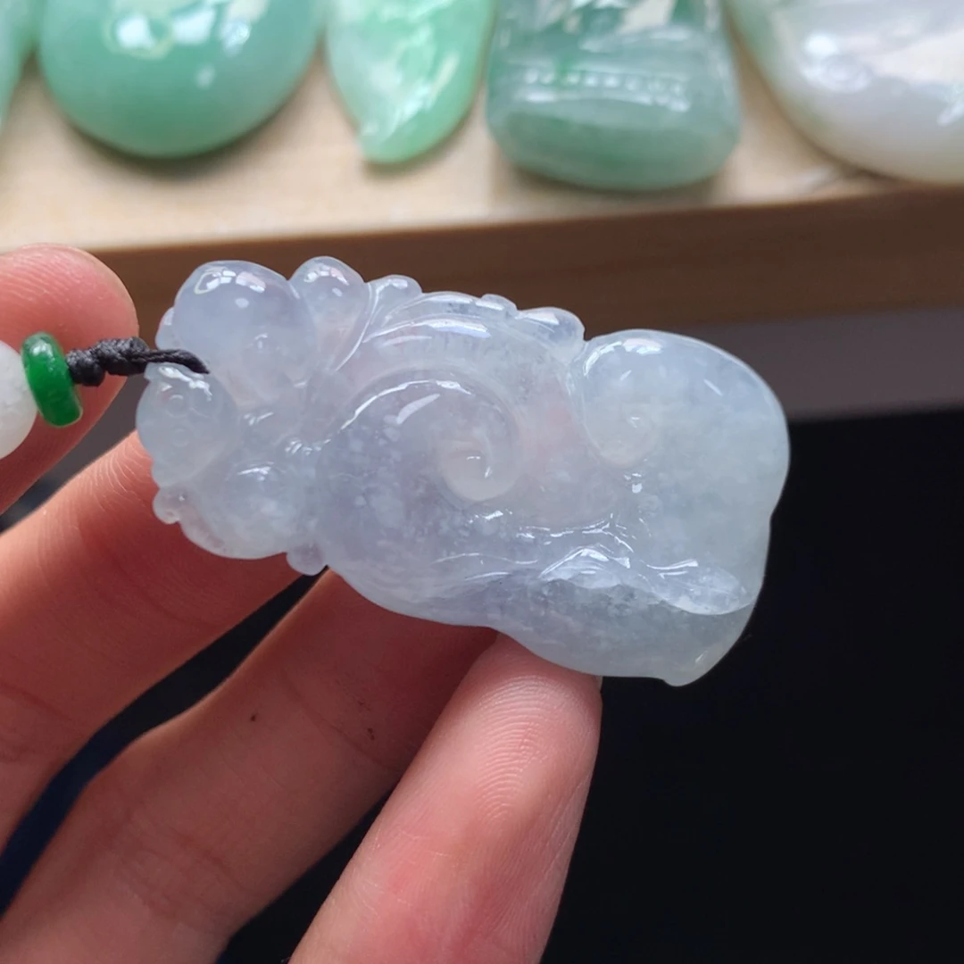 颈饰未镶嵌翡翠吊坠