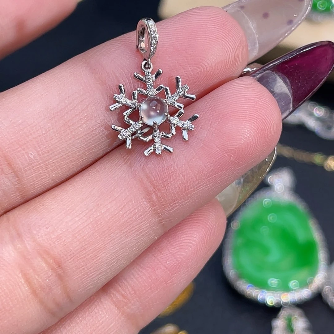 翡翠18K金镶嵌吊坠(不含链)雪花