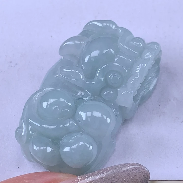 颈饰未镶嵌翡翠貔貅吊坠