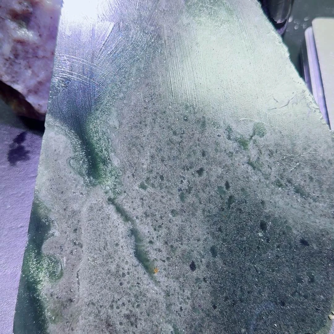 和田玉未镶嵌珠宝半成品