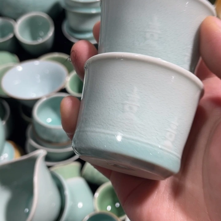 青瓷青瓷 青瓷青瓷 特价