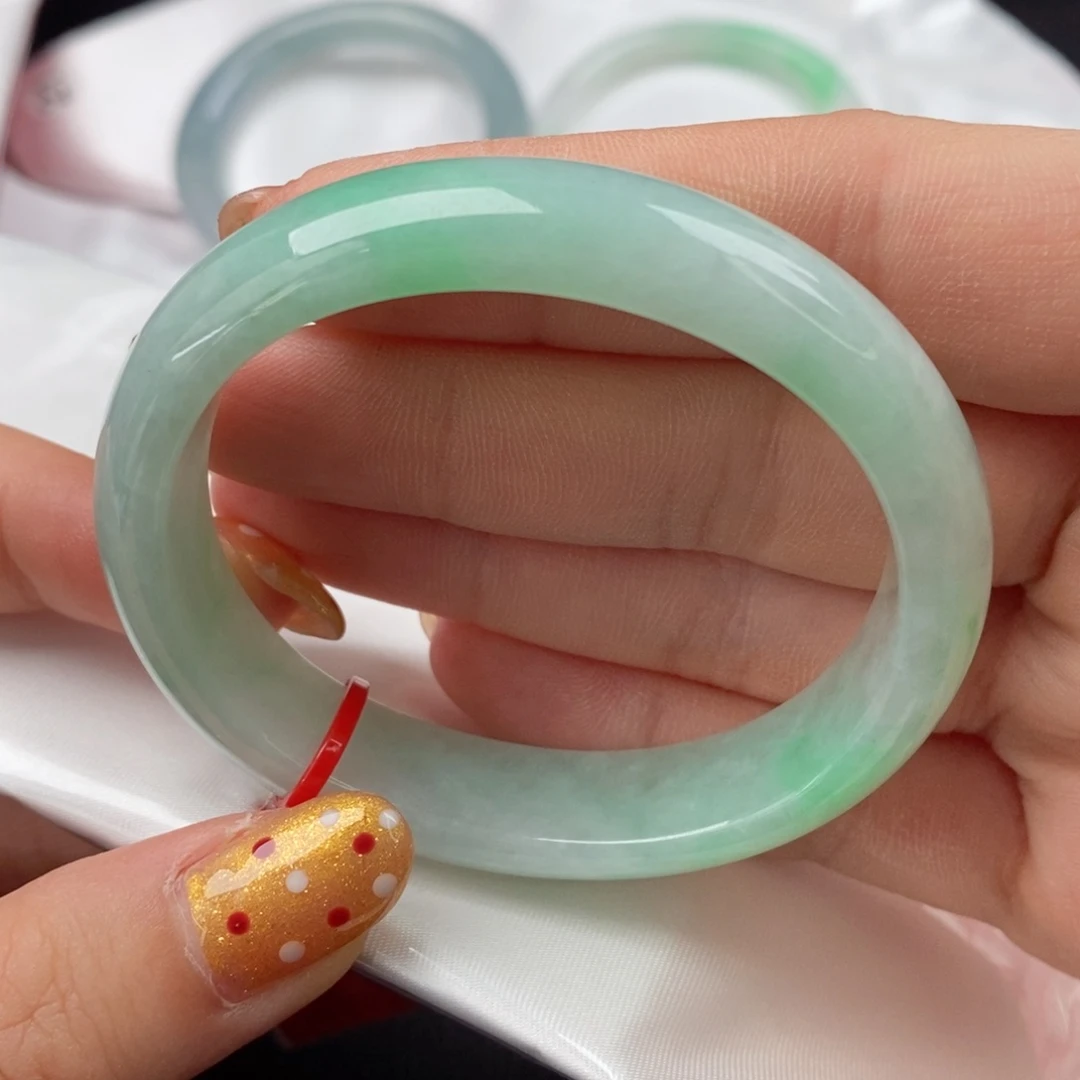 翡翠手镯未镶嵌54贵妃