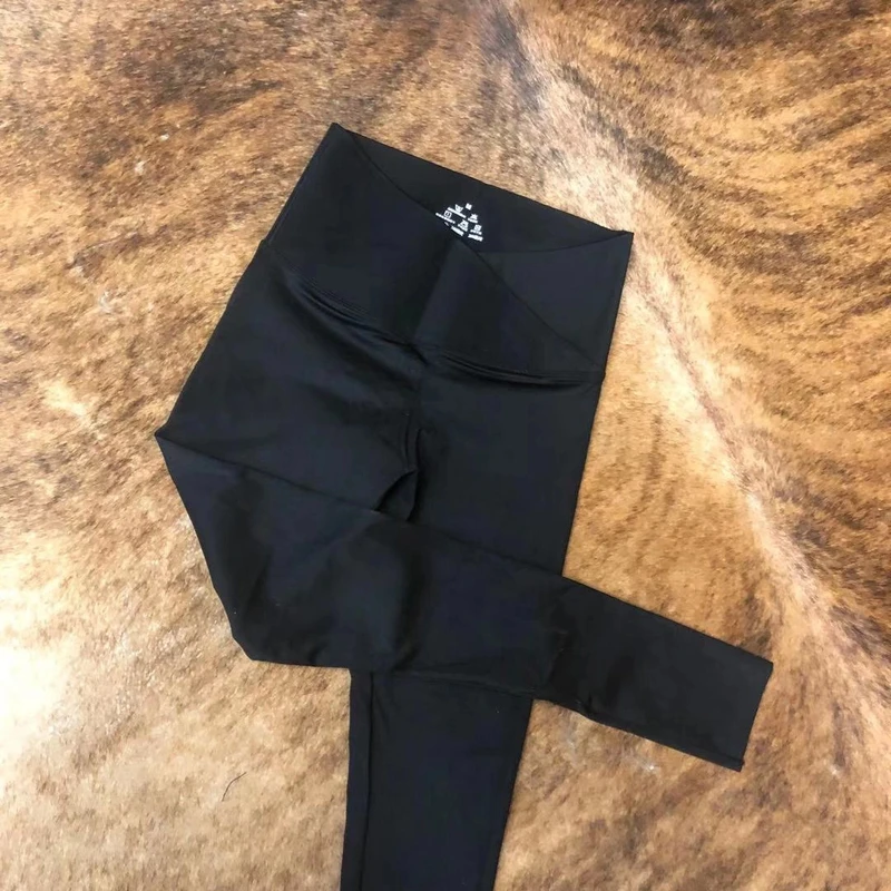 【女王优选】春季秀款打底裤2121瑜伽鲨鱼裤芭比裤黑色高腰