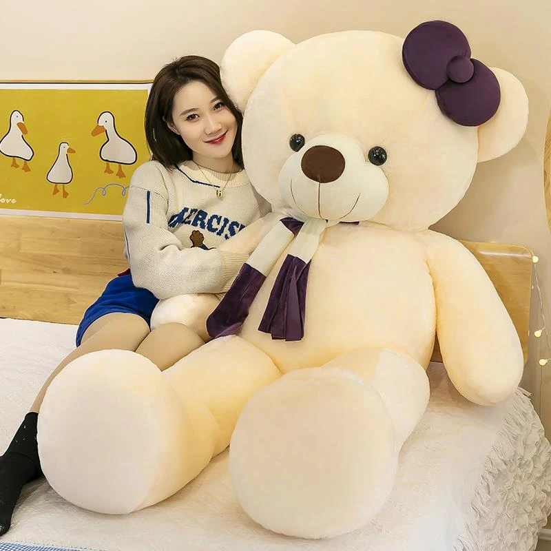 布娃娃女孩抱着睡觉抱抱熊毛绒玩具熊熊玩偶公仔熊猫礼物大熊抱枕