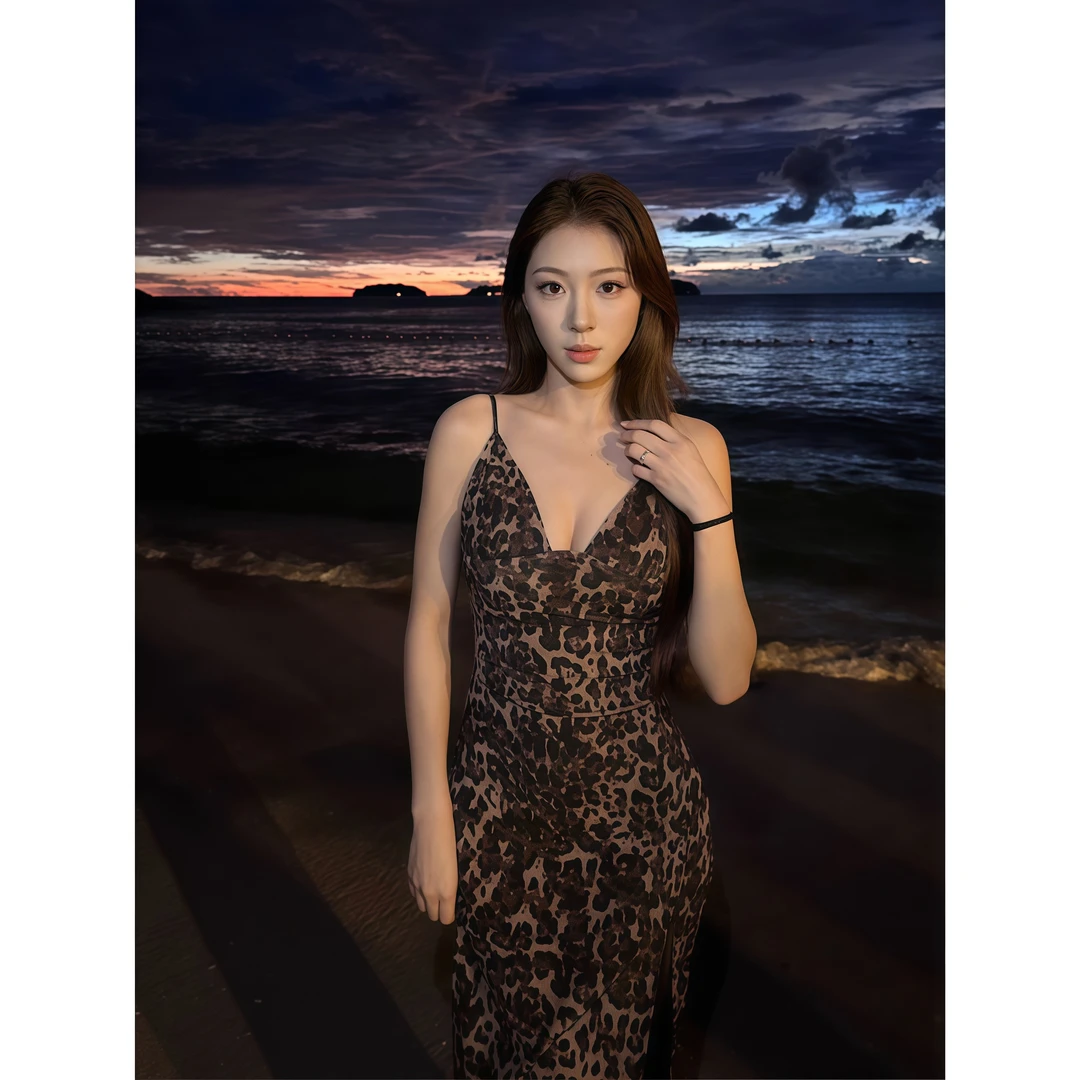 欧美风纯欲豹纹印花吊带连衣裙女夏季新款纯欲辣妹气质开叉长裙子