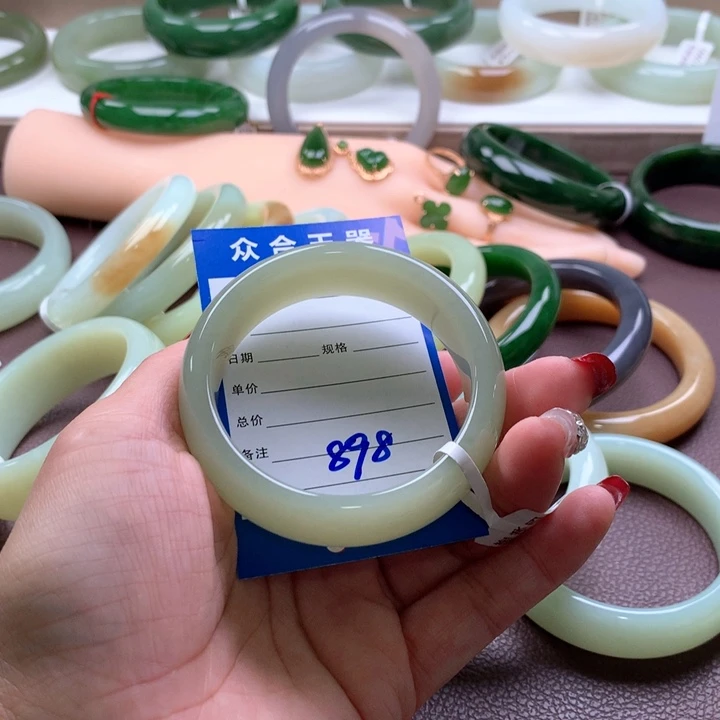 和田玉手镯54未镶嵌