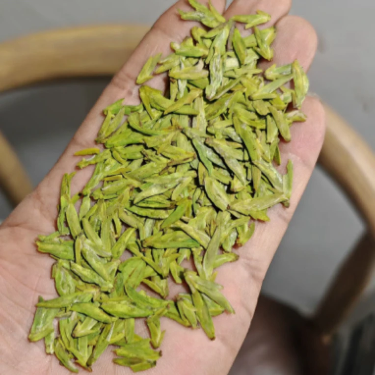 5-5-0#新茶龙井黄绿肥芽 扁平油亮 豆花香 回甘鲜甜！