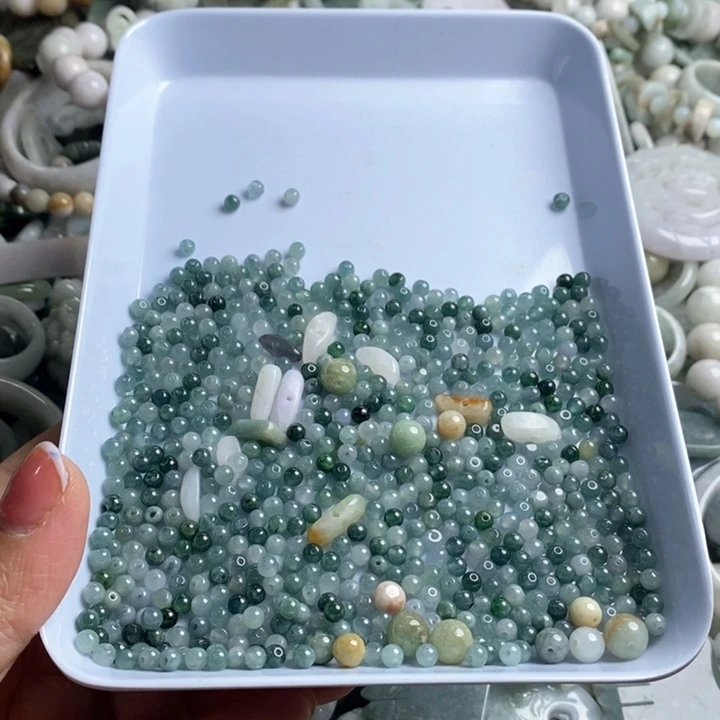 翡翠未镶嵌颈饰天然翡翠54