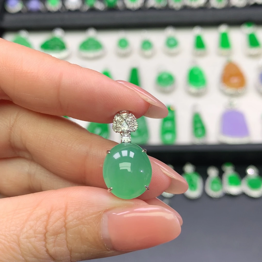 翡翠18K金镶嵌吊坠(不含链)