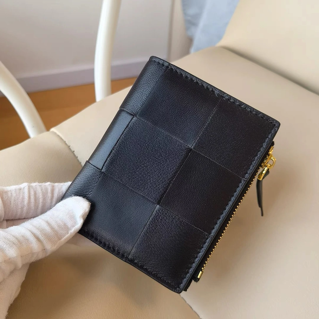 2025新款ins风小羊皮钱包女短款两折小众设计编织真皮折叠小钱夹