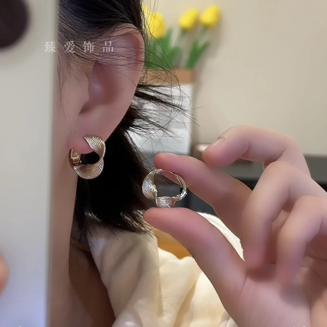 铜合金耳饰 个性气质几何日韩简约麻花纹理感耳圈