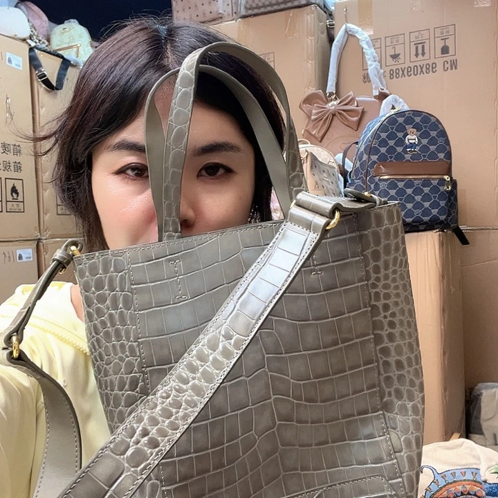 PVC包包包包包包包包吧